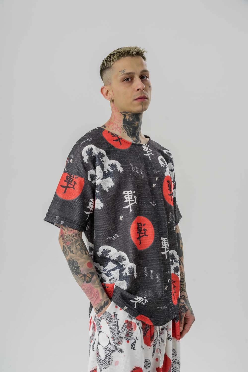 Oversize тениска "Satori"