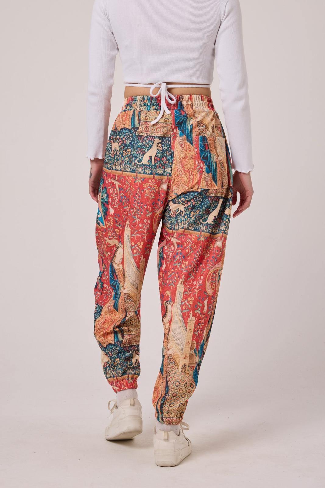 Empire Tapestry – Lady