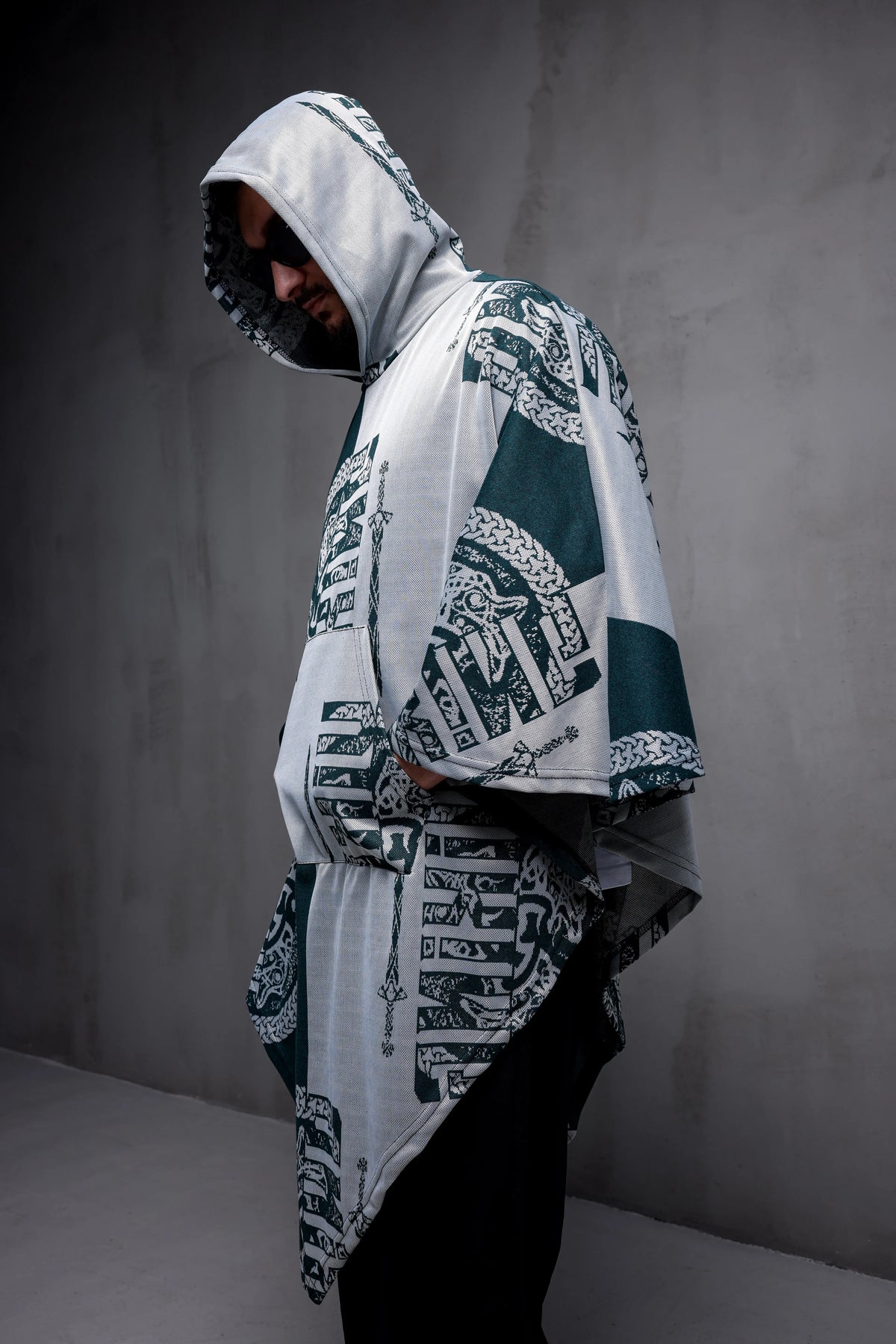 NOMAD SERIES™ Oversized Streetwear Ponchos