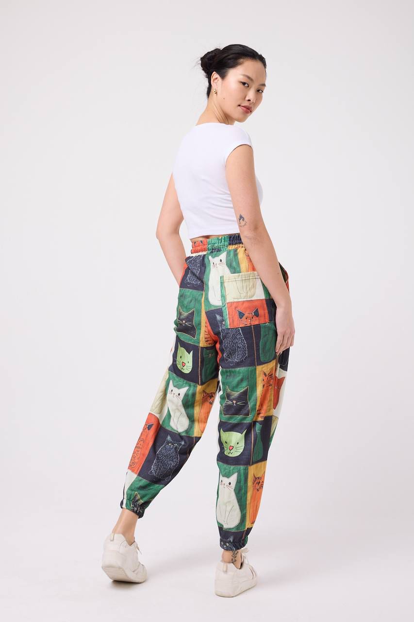 Urban Feline – Lady