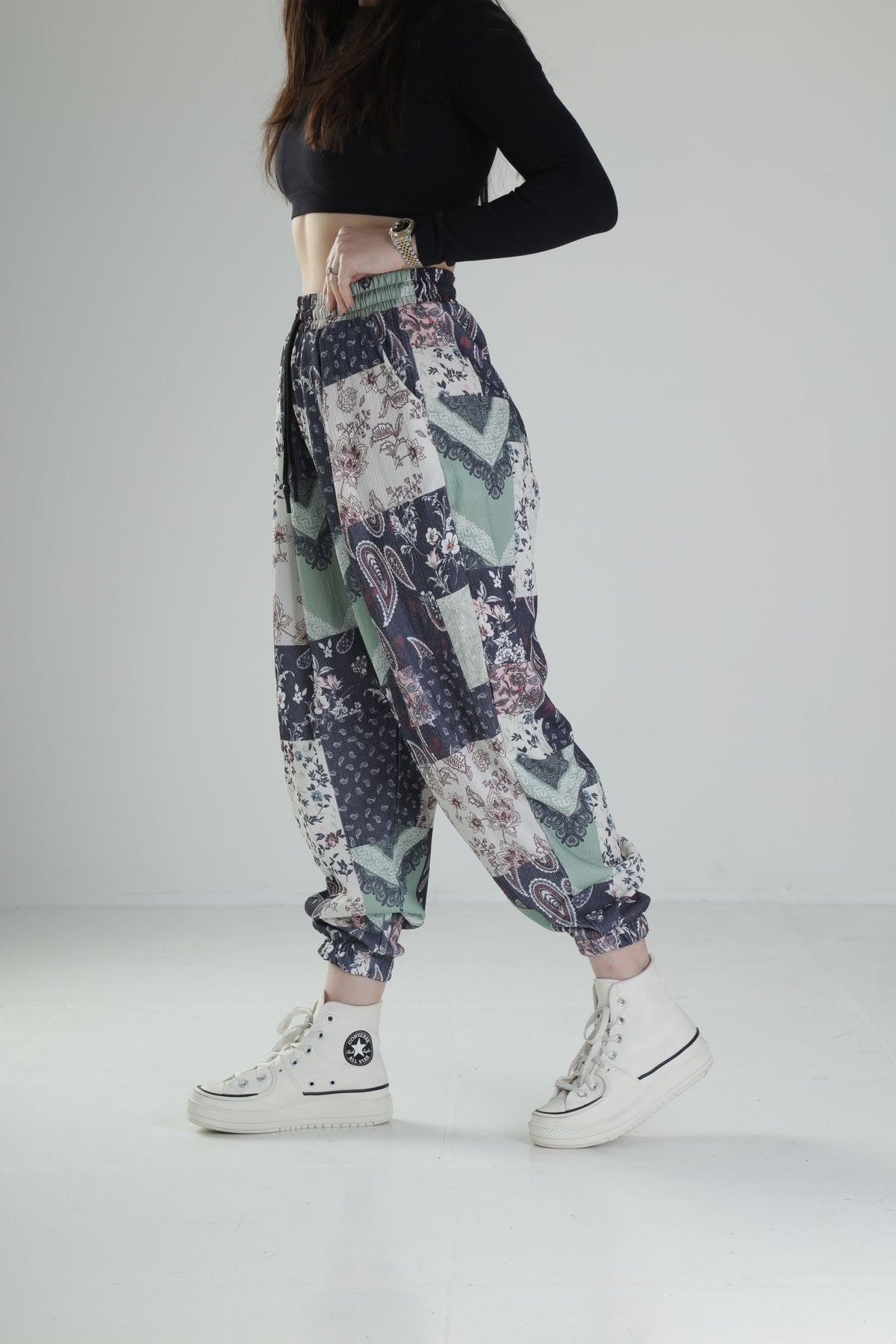 Street Botanica™ Lady
