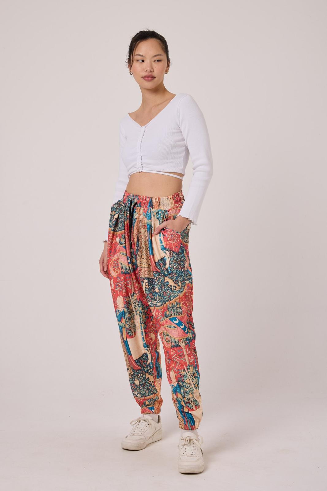 Empire Tapestry – Lady