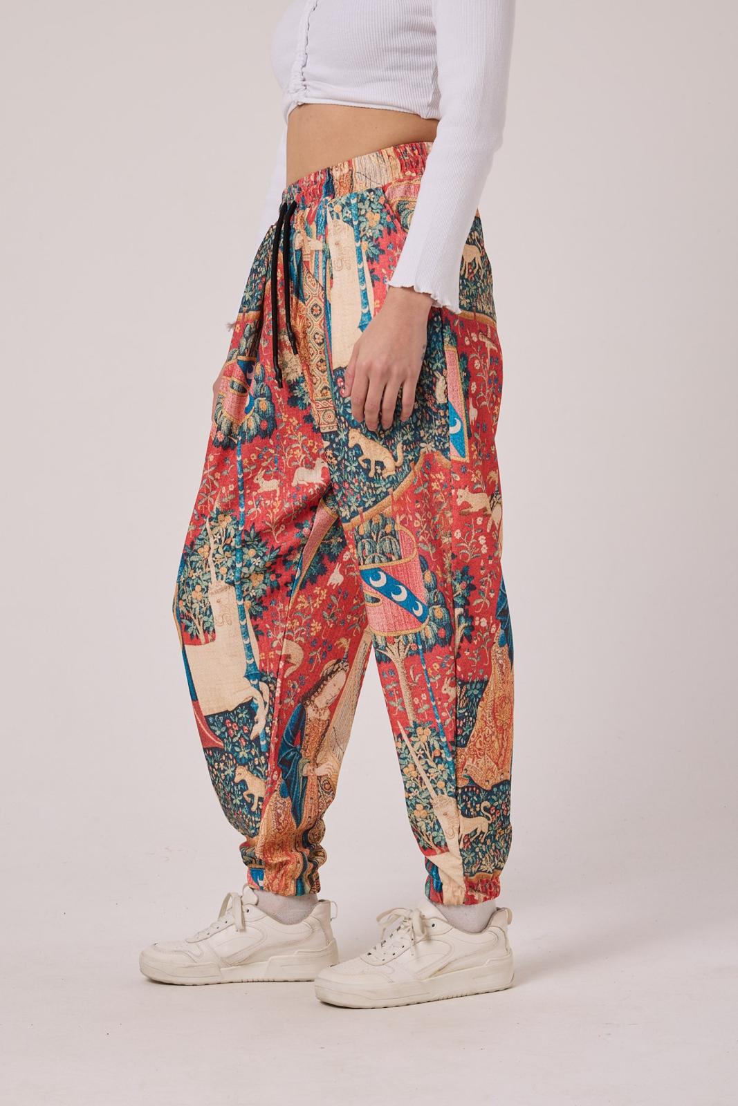 Empire Tapestry – Lady