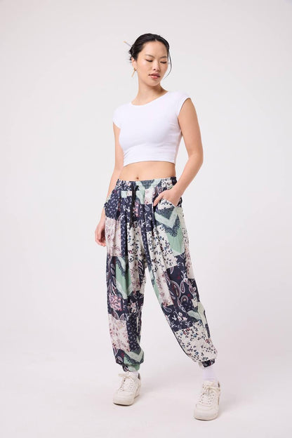 Street Botanica™ Lady