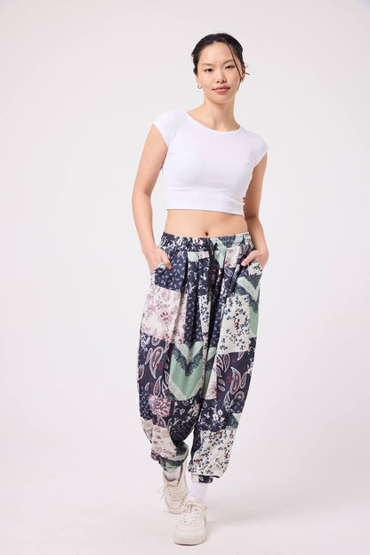 Street Botanica™ Lady