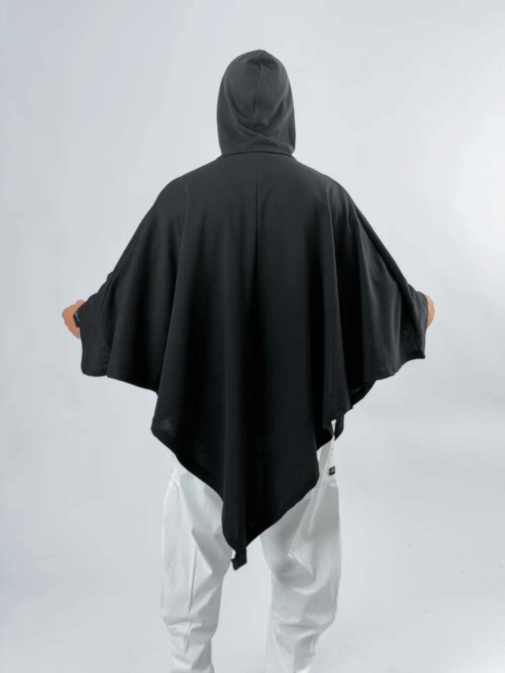 BLACK NOMAD™ – Oversized Hooded Streetwear Poncho