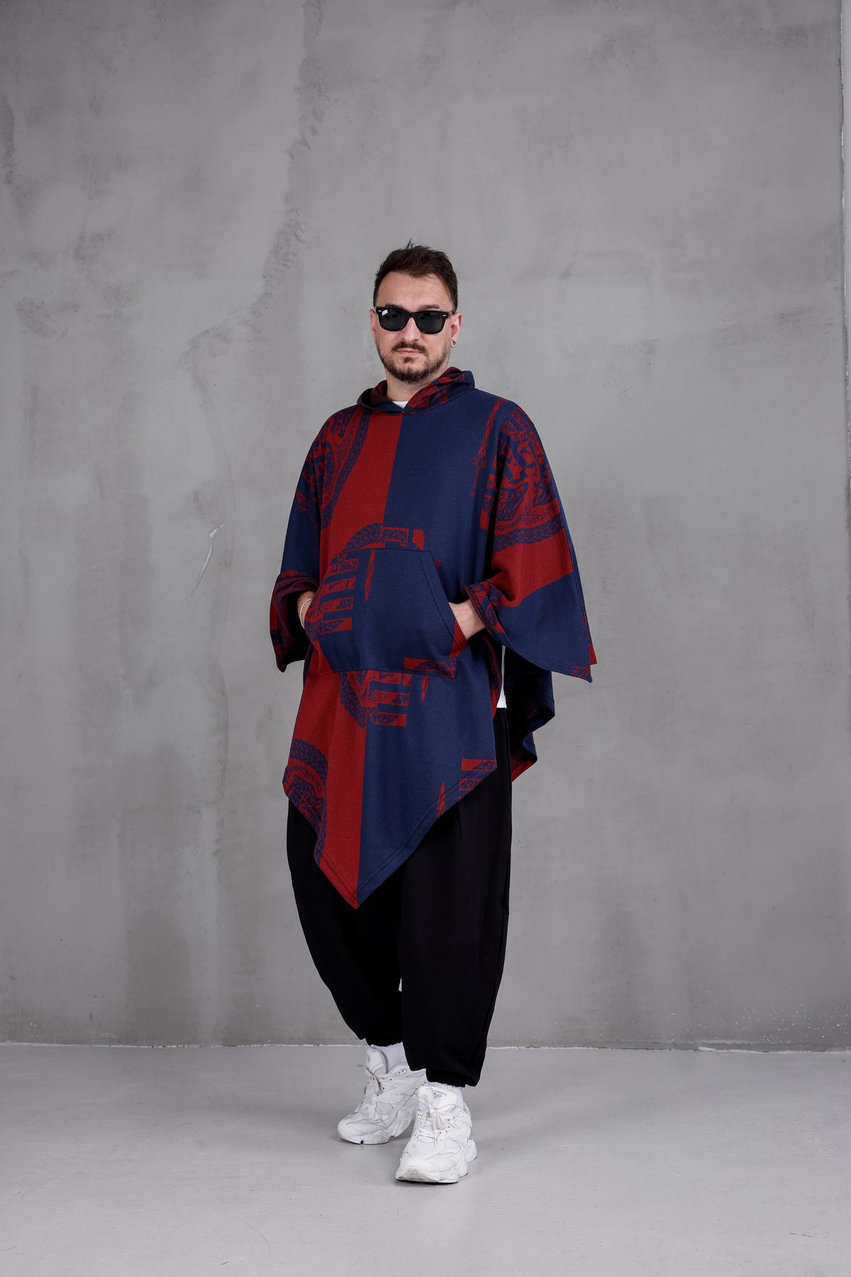 CRIMSON BLOCK™ – Oversized Hooded Streetwear Poncho
