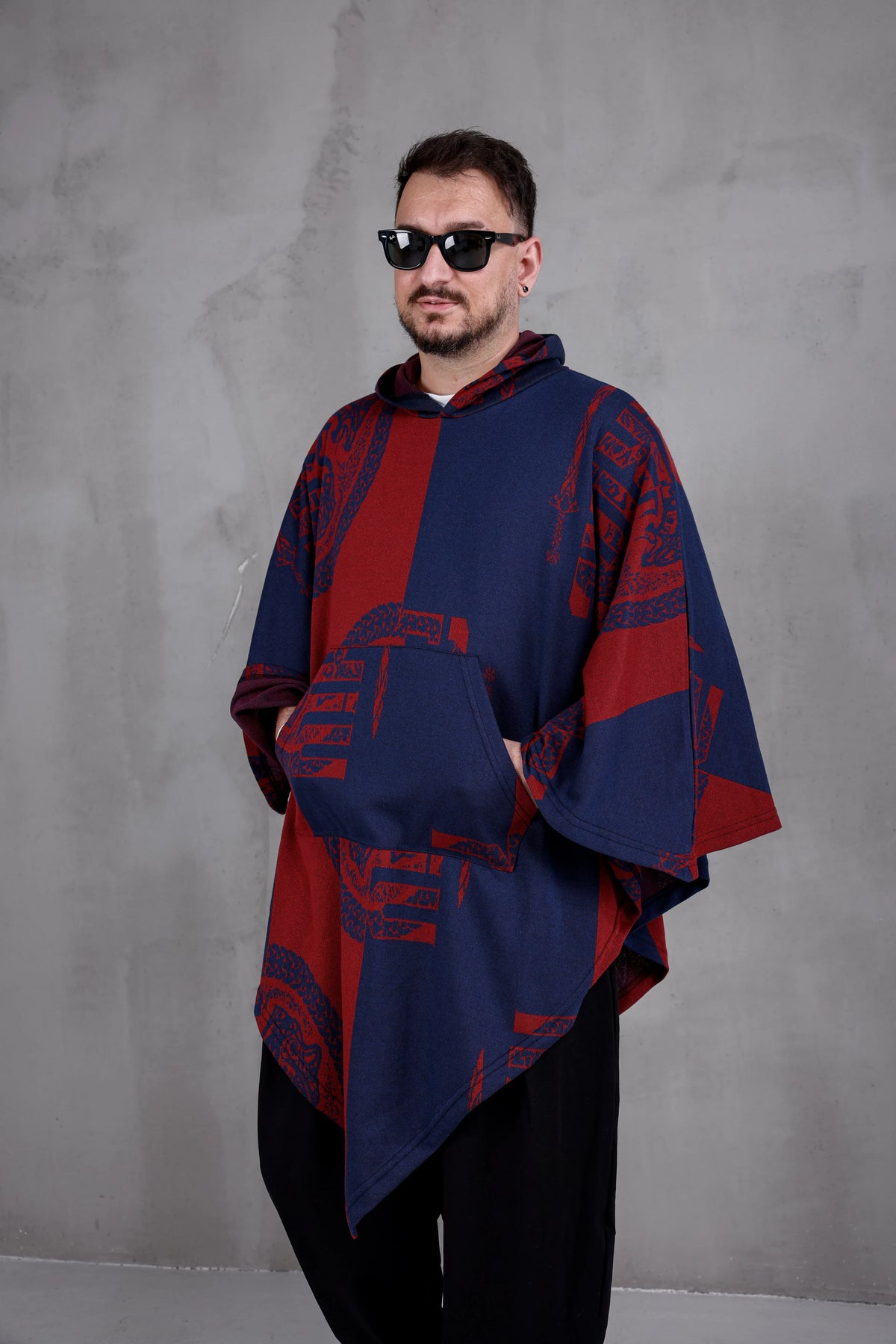CRIMSON BLOCK™ – Oversized Hooded Streetwear Poncho
