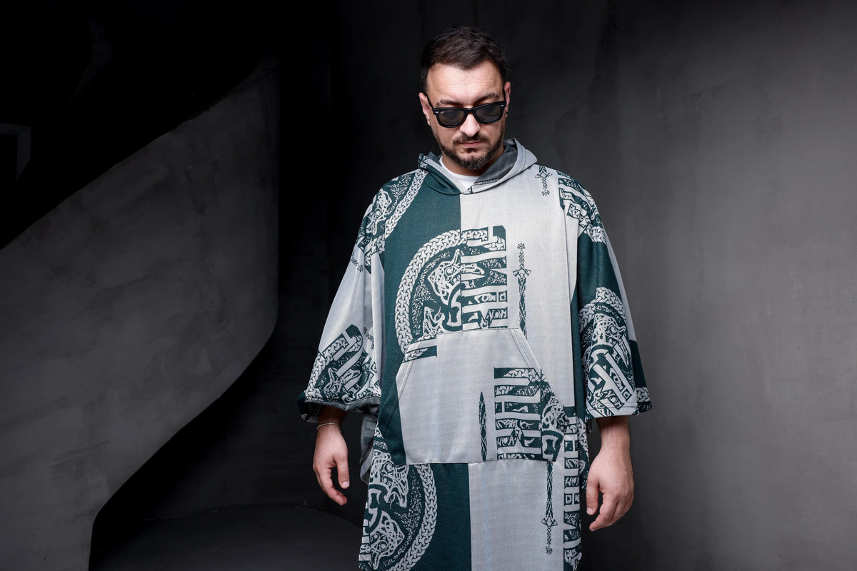 NORDIC NOMAD™ – Oversized Hooded Streetwear Poncho