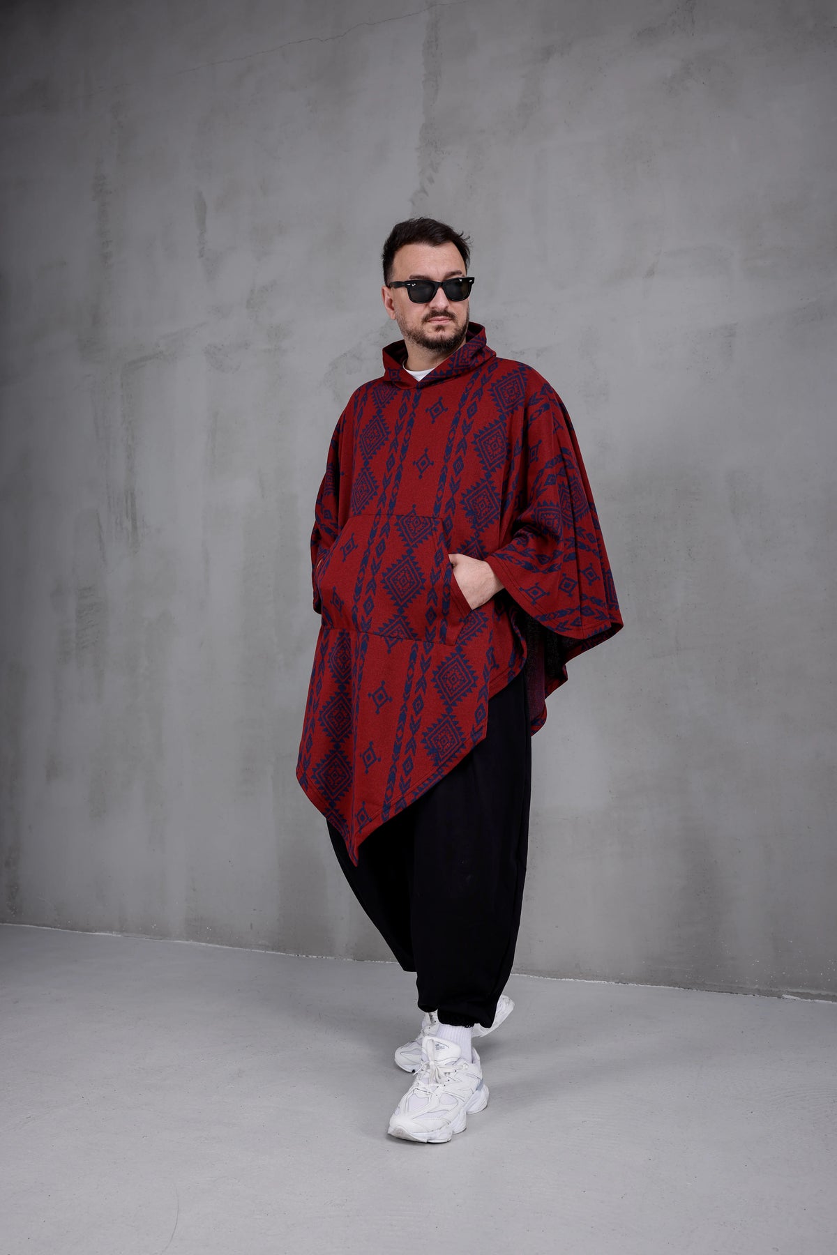 RED NOMAD™ – Oversized Hooded Streetwear Poncho