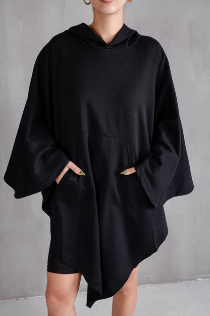BLACK NOMAD™ Lady – Oversized Hooded Streetwear Poncho